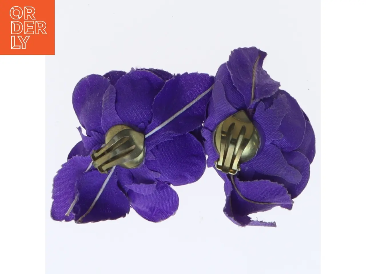 Billede 2 - Lilla blomster clip-on øreringe Ø5 cm (str. Ø 5 cm)