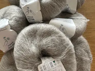 200 g. Kid Silk. Røgfrit
