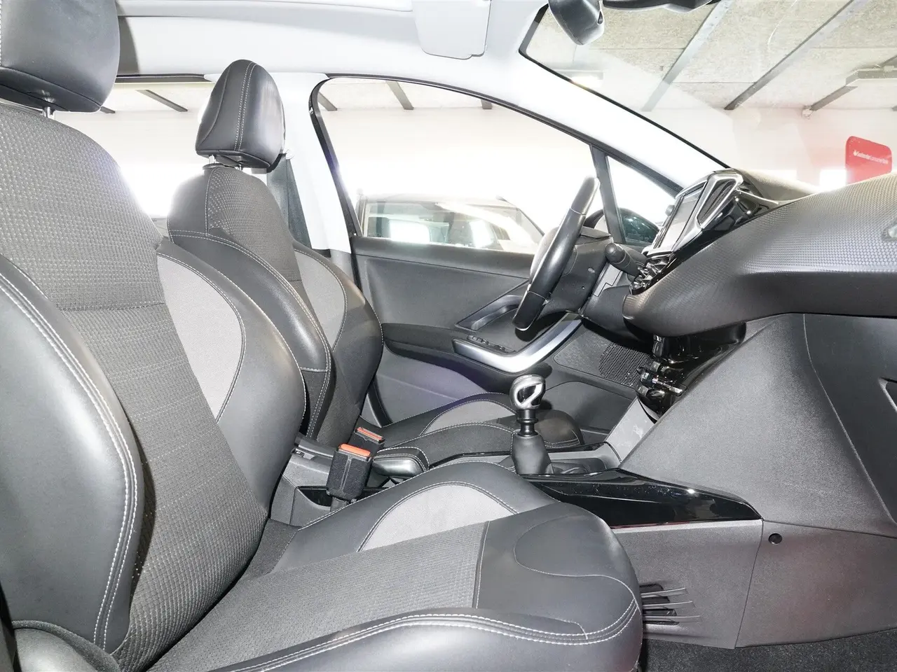Billede 12 - Peugeot 2008 1,5 BlueHDi Allure 100HK 5d 6g