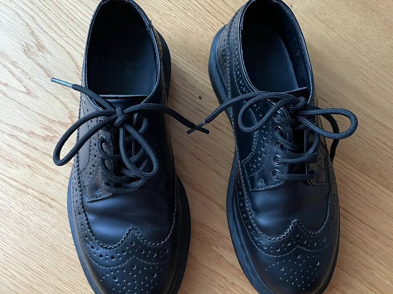 Billede 2 - Dr. Martens snøresko