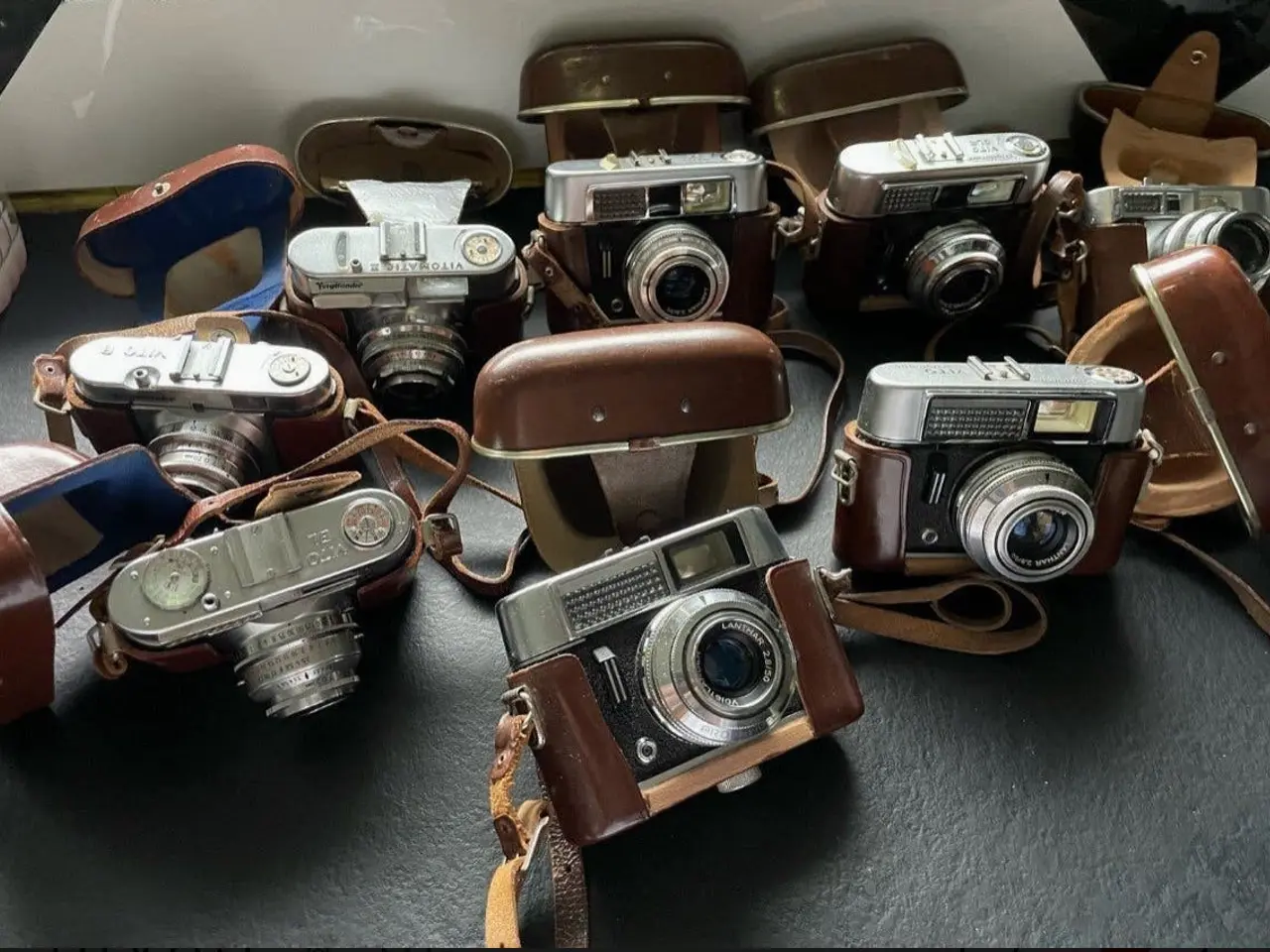 Billede 1 - 11 Voigtlander kameraer og tilbehør