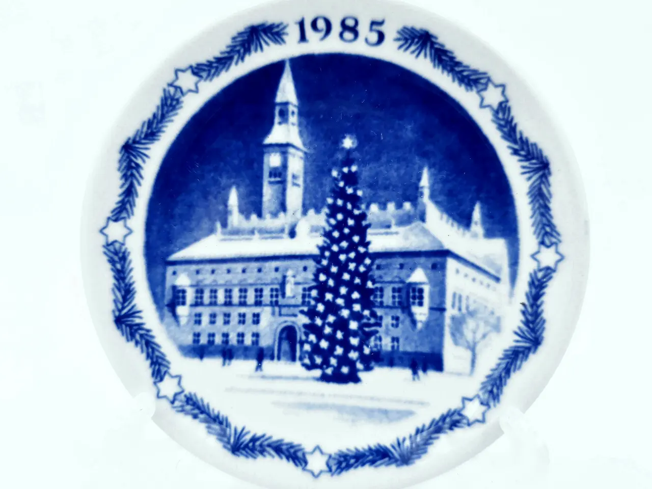 Billede 1 - Royal Copenhagen Mini Juleplatte Københavns Rådhus År 1985.