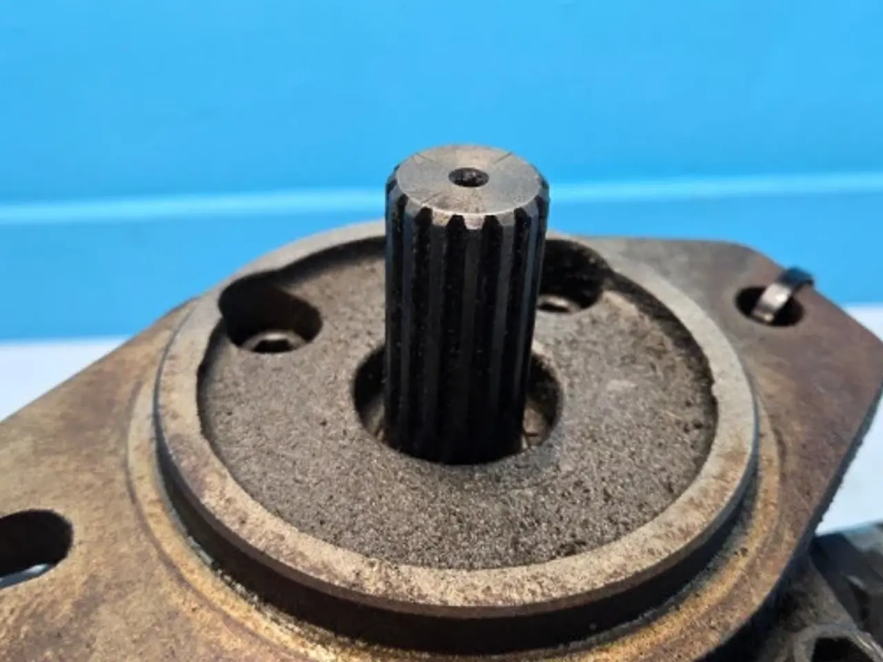 Billede 14 - New Holland T8.320 Smøreoliepumpe 84425104