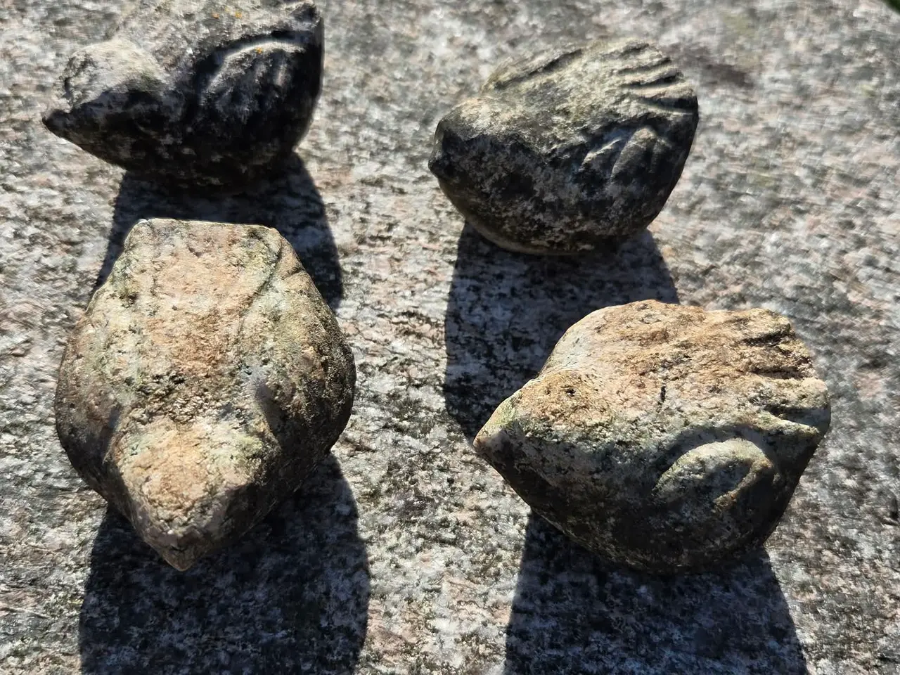 Billede 9 - Granit fuglebad med 4 små løse fugle