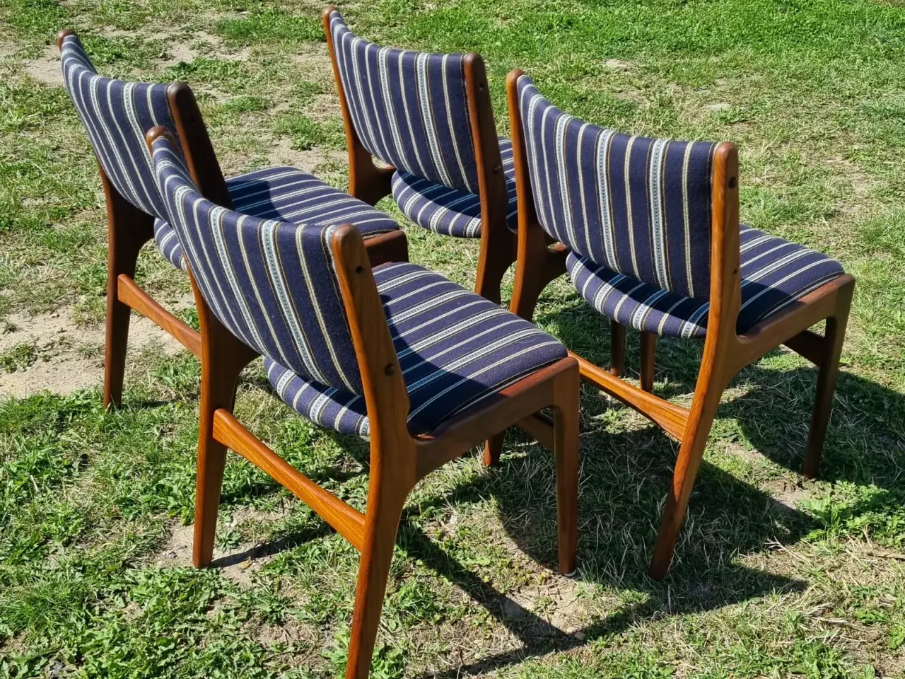 Billede 4 - 4 originale Erik Buch "Model 89" spisebordsstole i