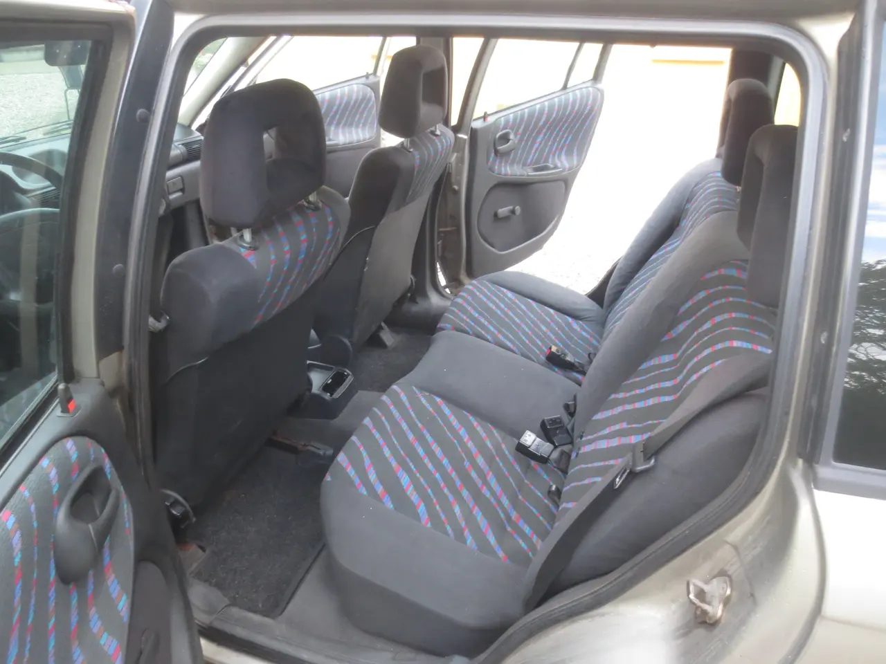Billede 15 - Pæn Opel Astra 1.8 i St,car 8 års syn.