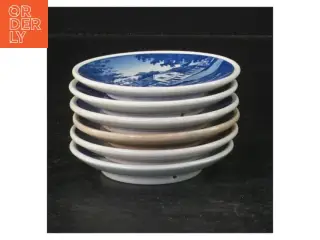 Blå og hvid porcelænsplatter med danske landskaber fra Royal Copenhagen (str. 8 cm. 6 styk)