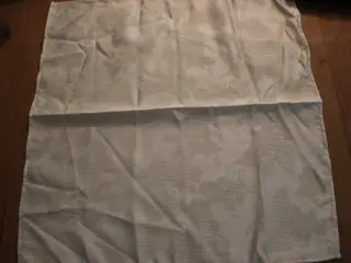 8 beige dækservietter