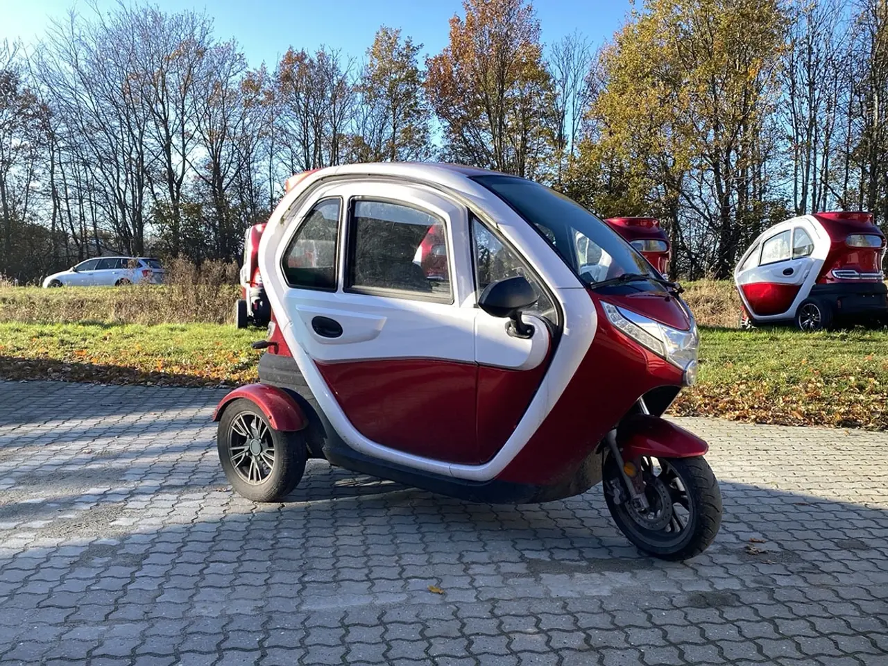 Billede 1 - Urban rød/hvid