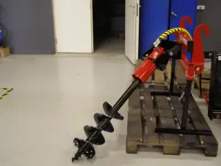 Hydraulisk boremaskine til minilæsser/minigraver