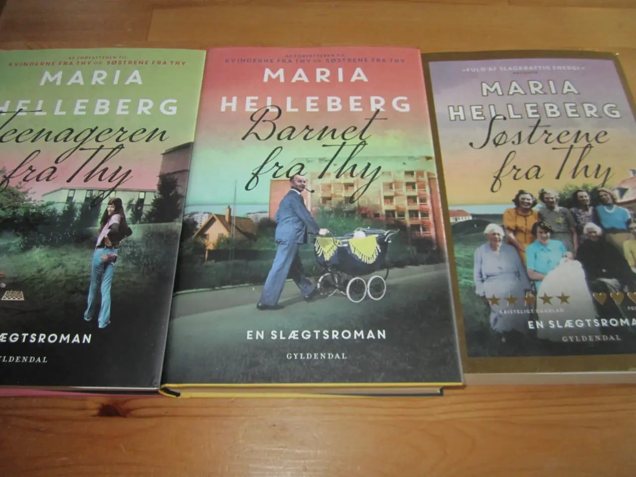 Billede 1 - MARIA HELLEBERG. 3 stk. Skønne BØGER. BYD.