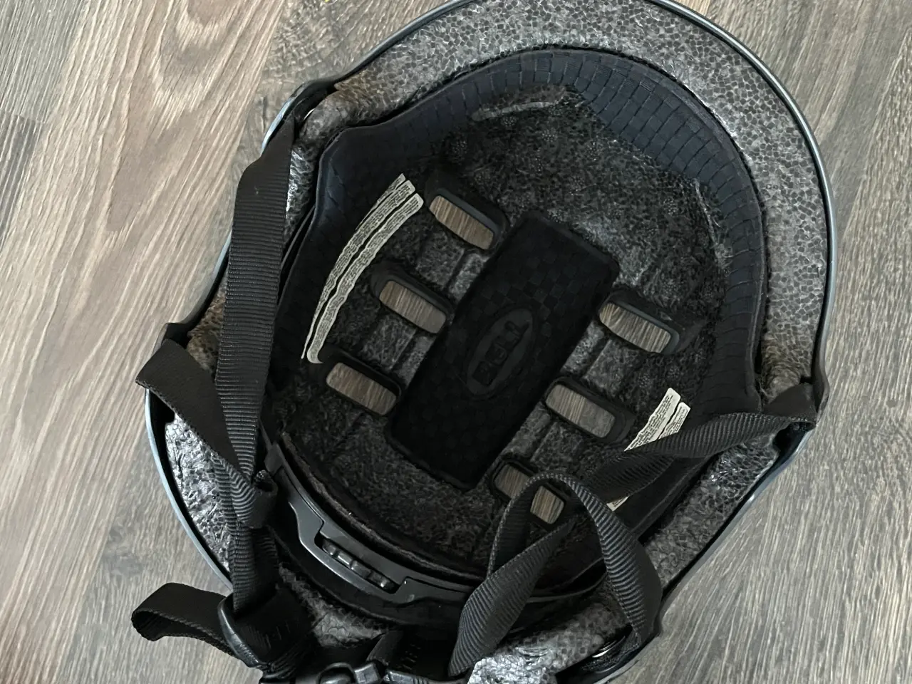 Billede 4 - cykelhjelm str 51-55 Bell