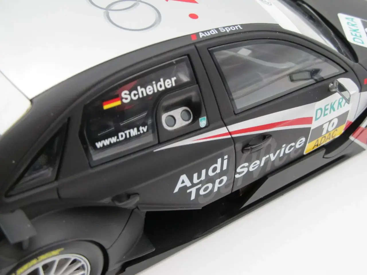 Billede 7 - 2008 Audi A4 DTM #10 1:18 Vinder af DTM 2008
