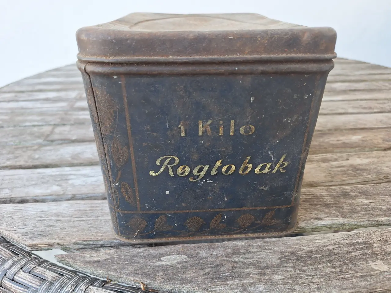 Billede 1 - Gammel E Nobel Røgtobak 1 Kg Tobaksdåse.