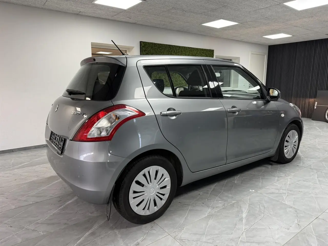 Billede 4 - Suzuki Swift 1,2 16V Comfort 90HK 5d