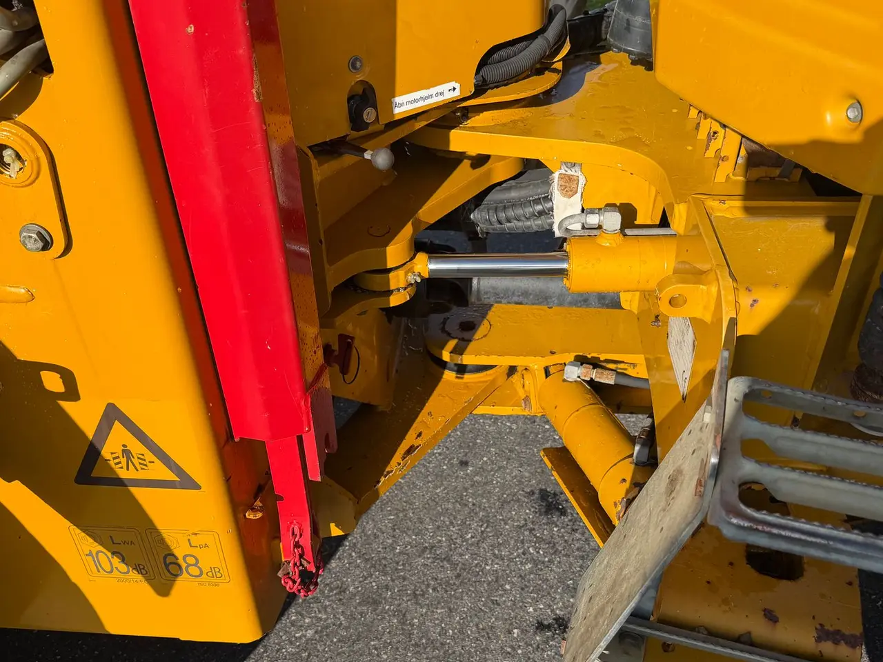 Billede 9 - Hydrema 928 D Virkelig fin, og velkørende rendegraver med Engcon rotortilt med klo