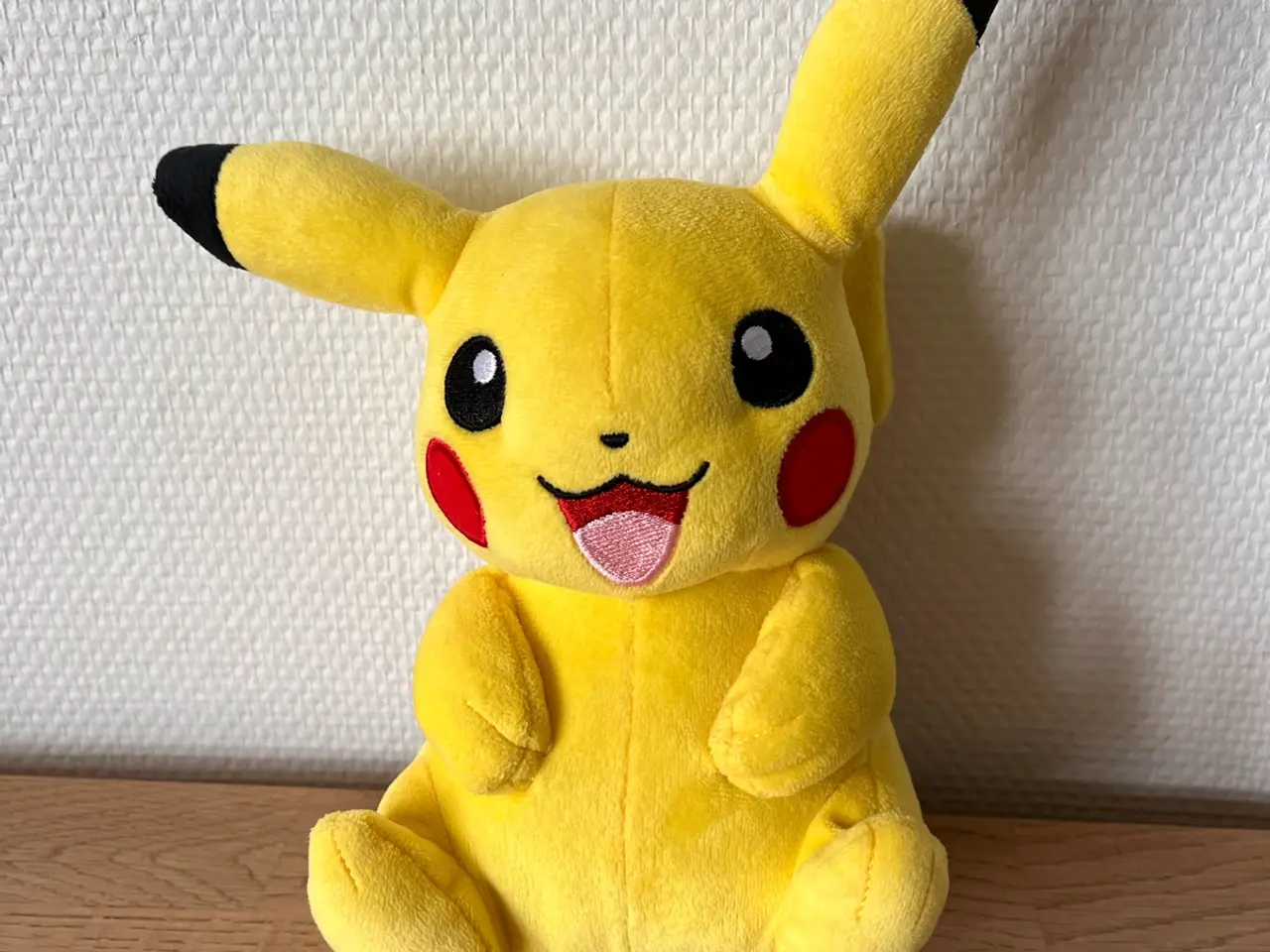 Billede 1 - Pikachu bamse fra Pokémon