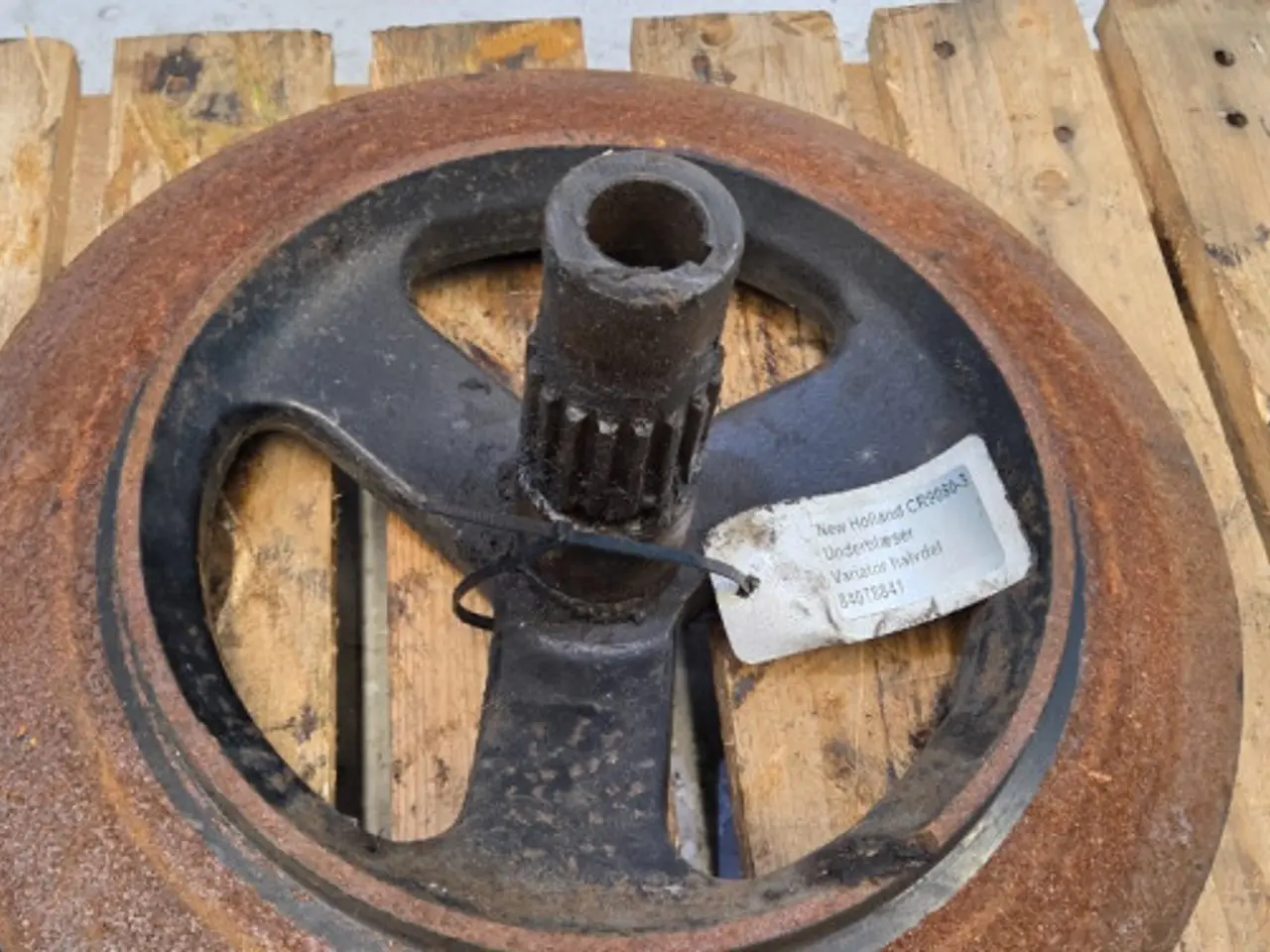 Billede 8 - New Holland CR9080 Halv Variatorskive 84078841