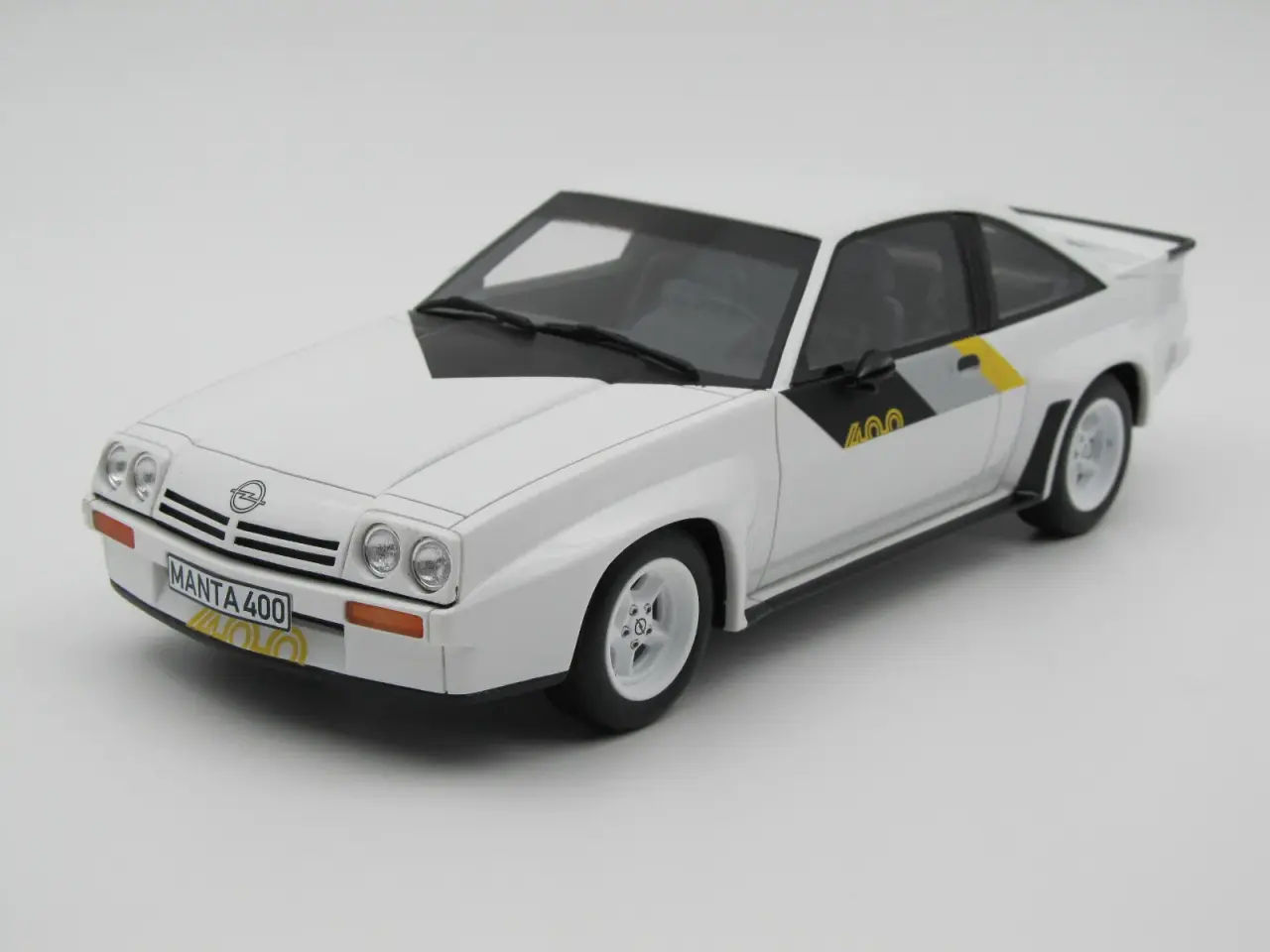 Billede 1 - 1982 Opel Manta 400 Limited edition - 1:18