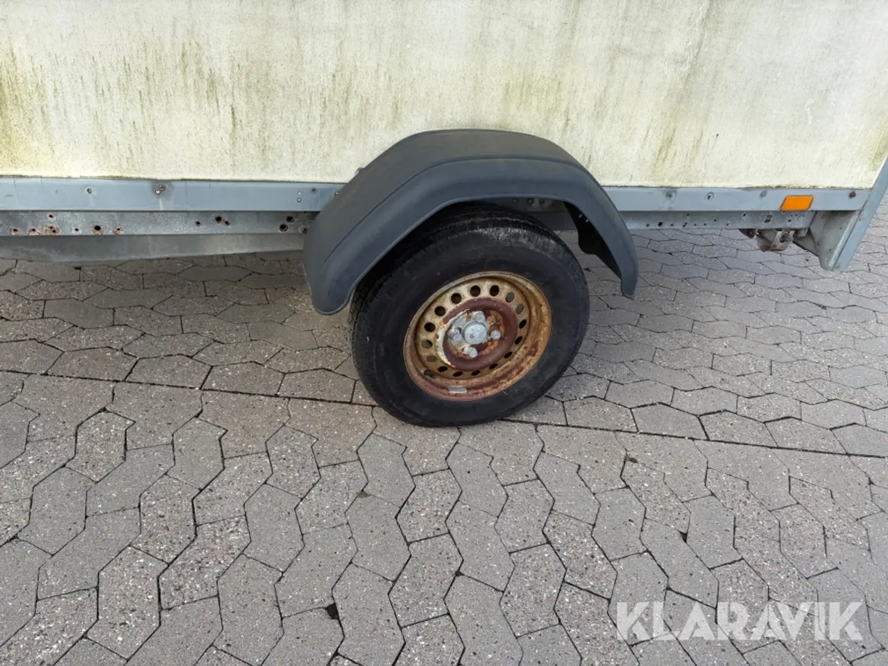Billede 12 - Lukket kassetrailer Brenderup E8