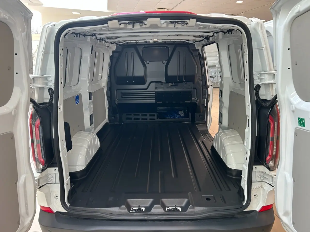 Billede 6 - Ford E-Transit Custom 320 L1 64 Trend