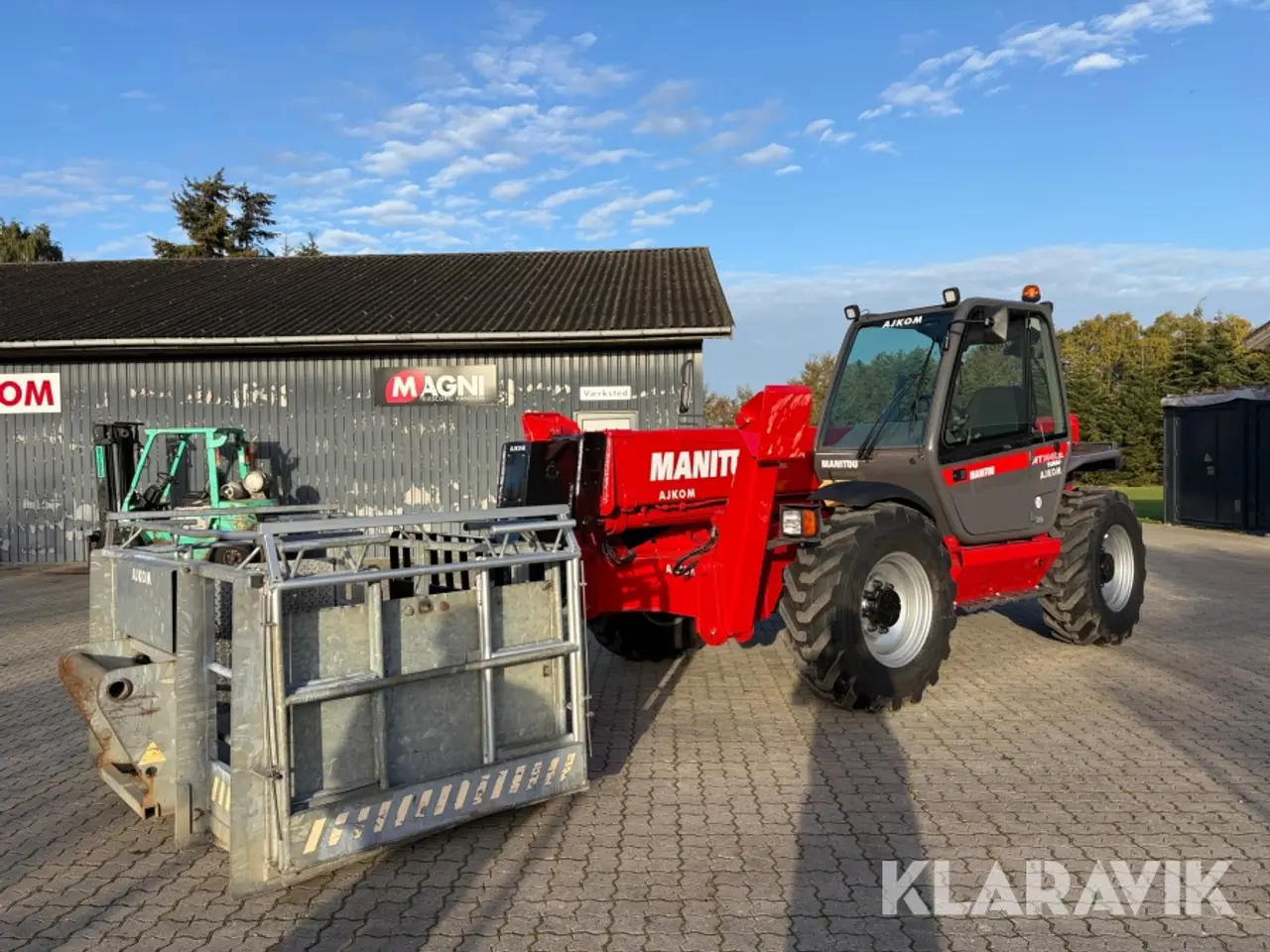 Billede 1 - Teleskoplæsser Manitou MT1440 med kurv og Pallegafler