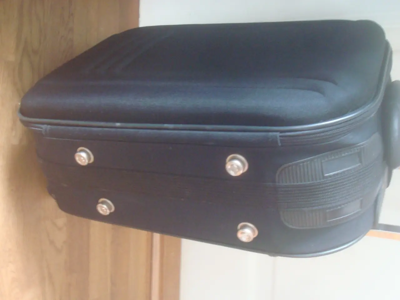Billede 2 - TROLLEY - SOM NY, MAX brugt 1 gang, farven er sort