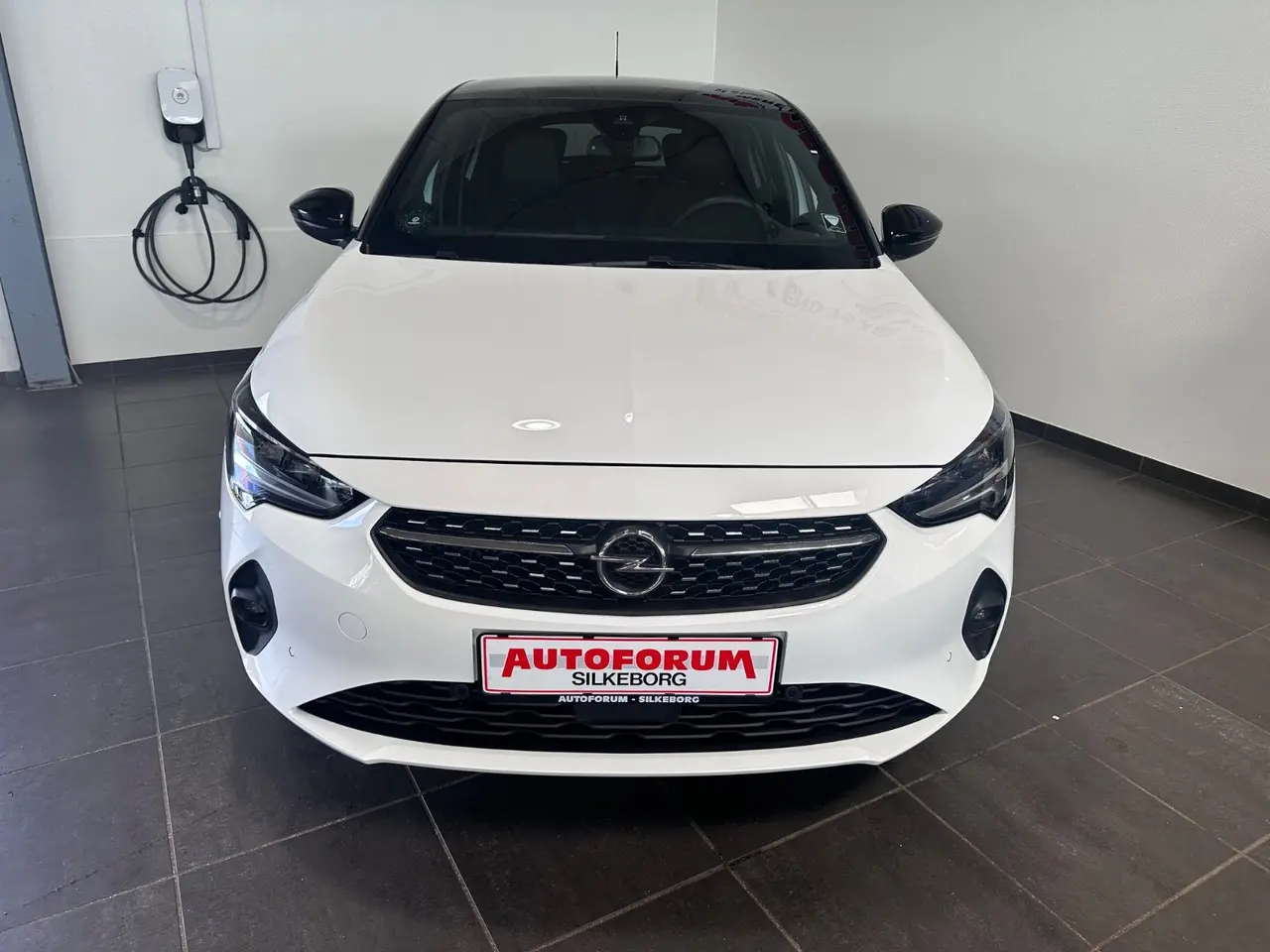 Billede 2 - Opel Corsa 1,2 T 100 Elegance Sky aut.