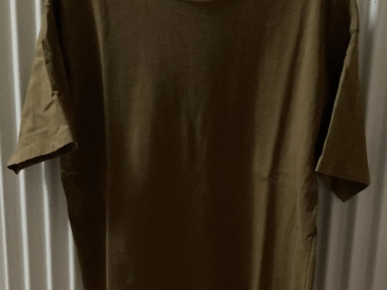 Billede 2 - 2. stk. Zara T-shirts str. 140