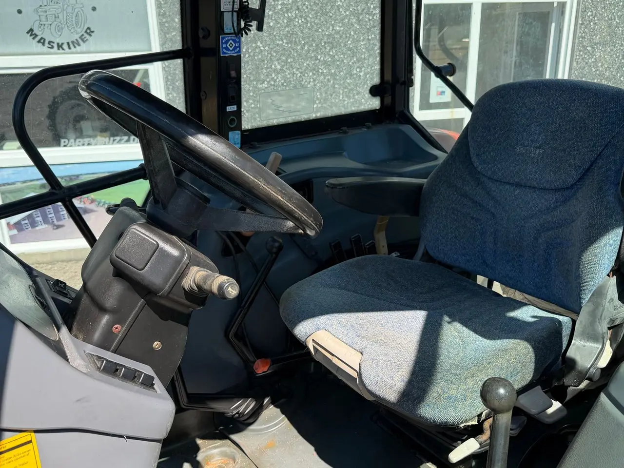 Billede 11 - New Holland TL90 Driftsikker arbejdshest