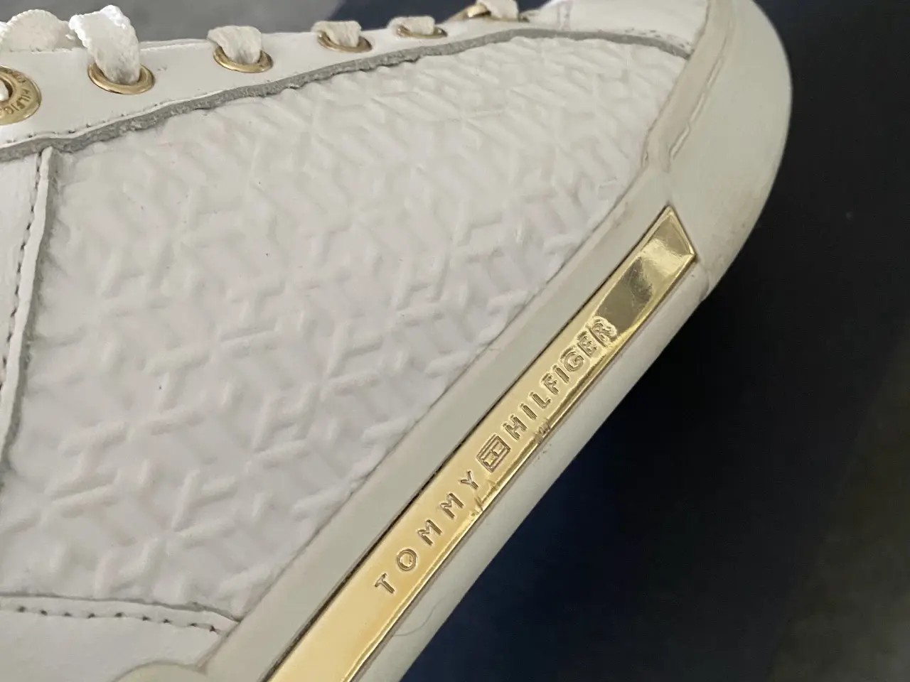 Billede 12 - Super fede sneakers med guld detaljer😍🤗