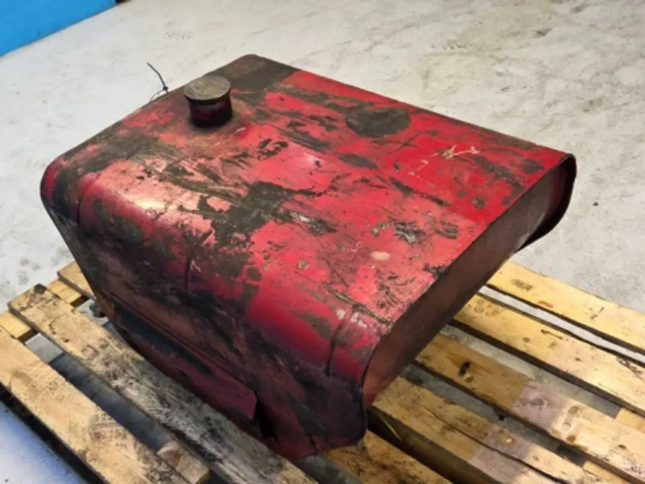 Billede 5 - Case 844S Dieseltank 3145850R92