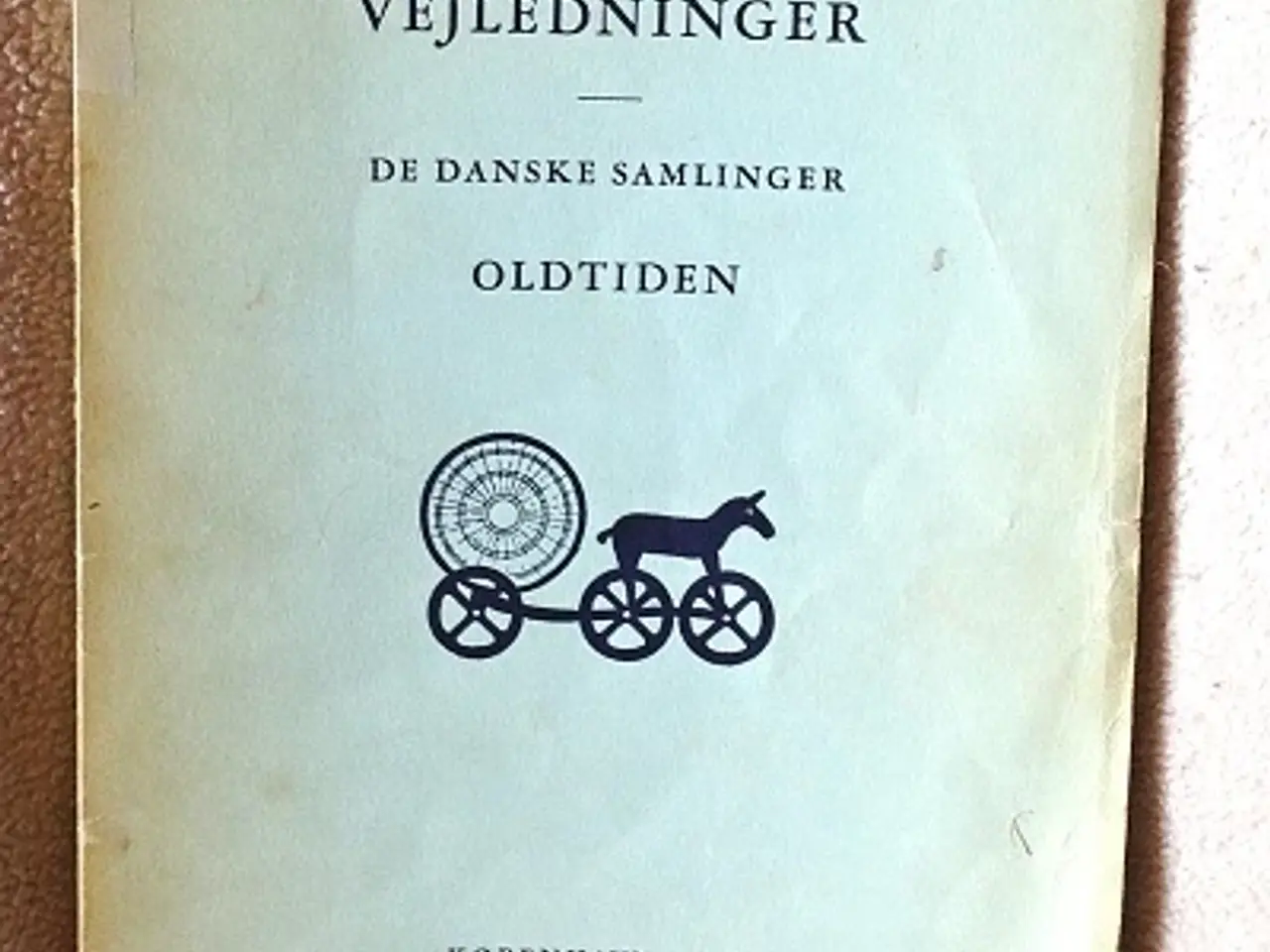 Billede 1 - Nationalmuseets vejledninger: Dansk Oldtid