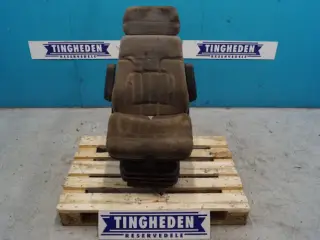 Massey Ferguson 32 Sæde