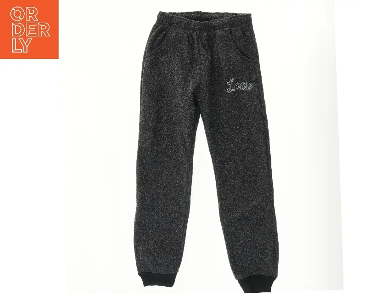 Billede 1 - Børne sweatpants med 'Love' broderi (str. 140)