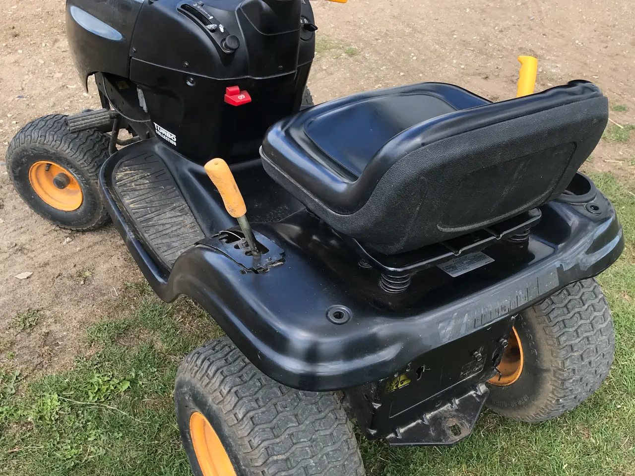 Billede 3 - 12,5 hk havetraktor. Uden klipper