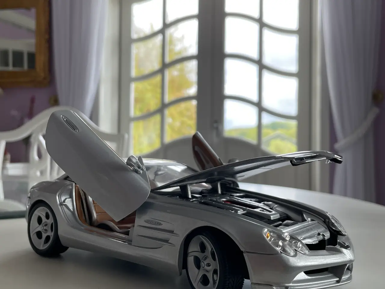 Billede 2 - Flot Mercedes SLR McLaren 1:18 modelbil