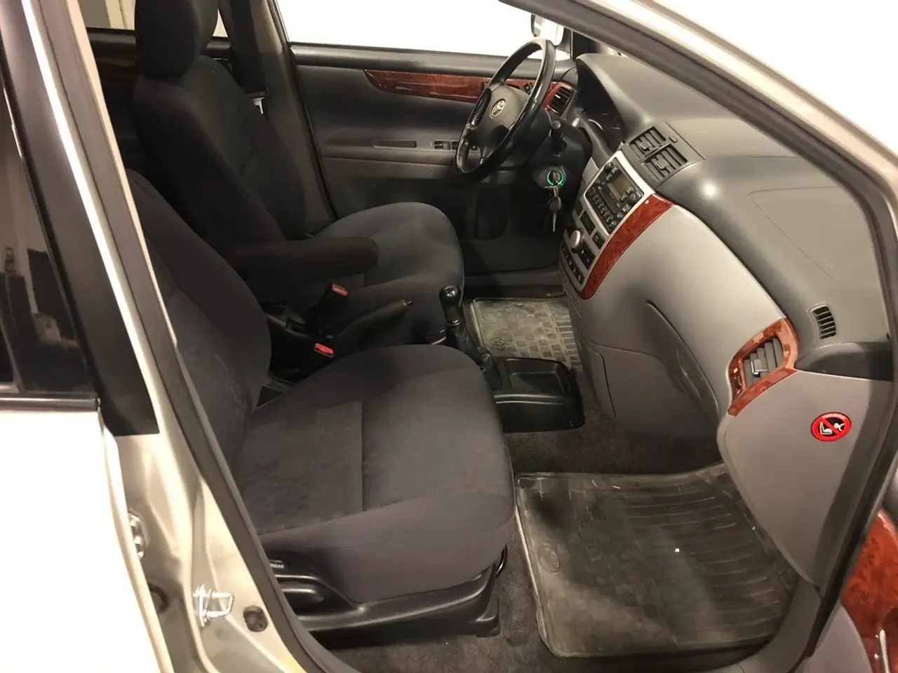Billede 6 - Avensis Verso 2.0 VVTI Sol 