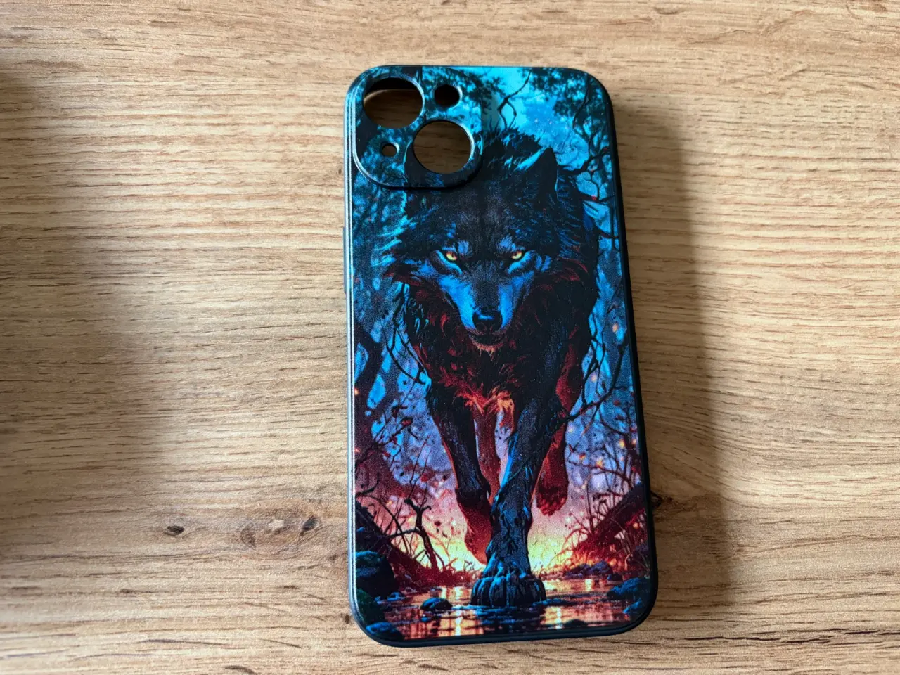 Billede 4 - 3 flotte iPhone 14 covers – løve, gamer & ulv
