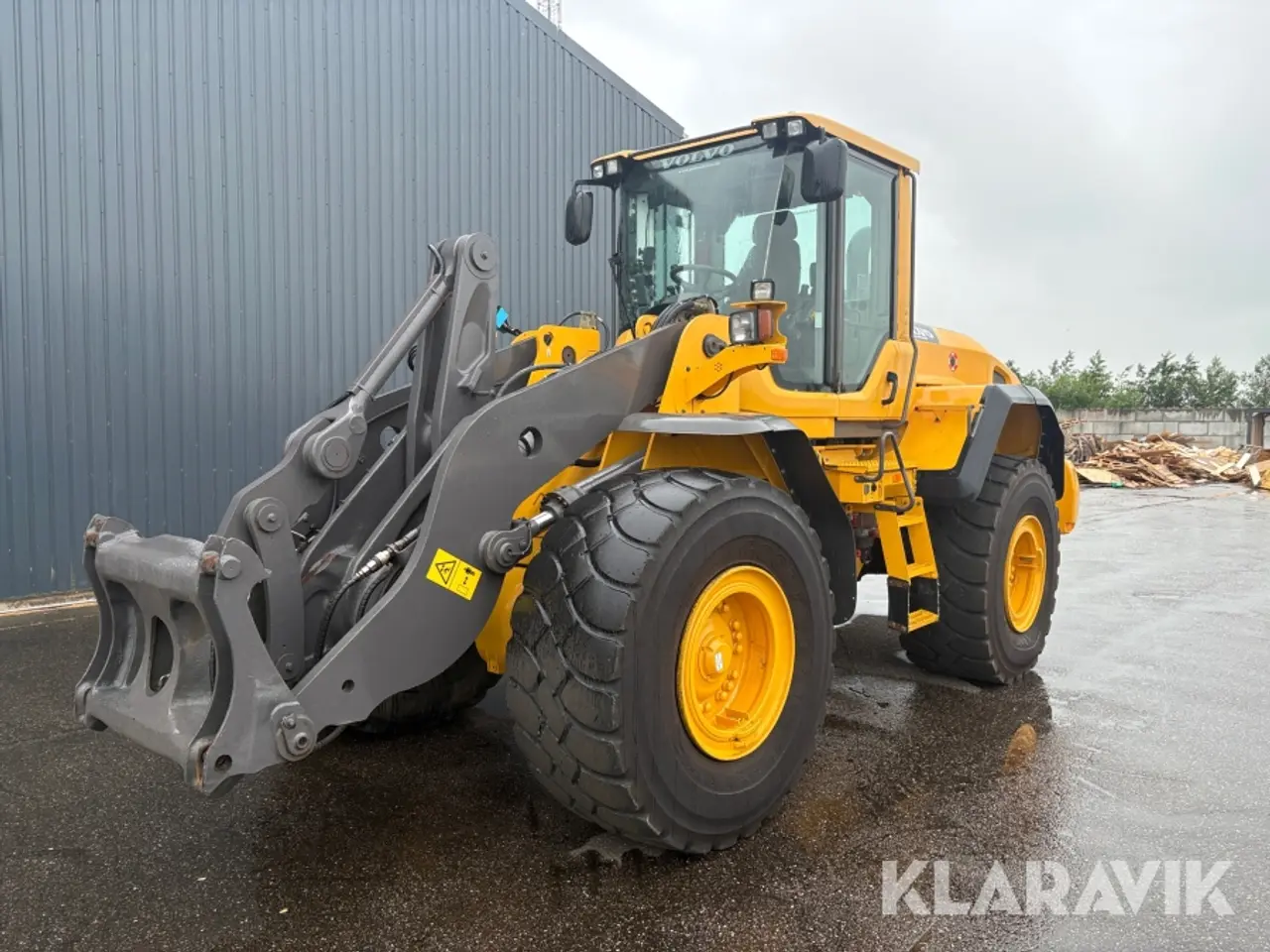 Billede 1 - Gummiged Volvo L110G