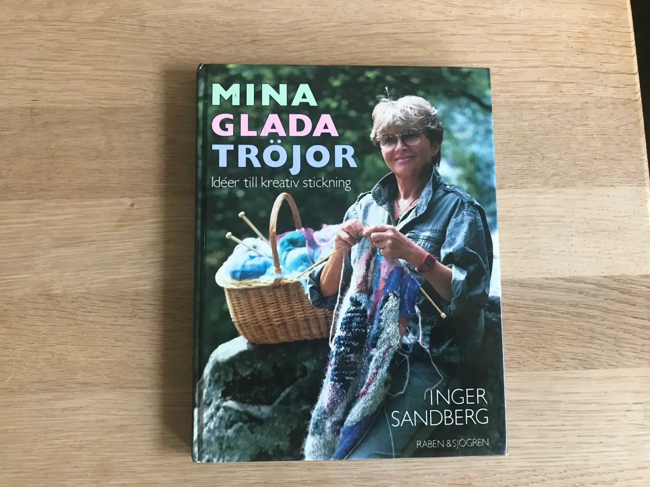 Billede 1 - Mina Glada Tröjor  af Inger Sandberg