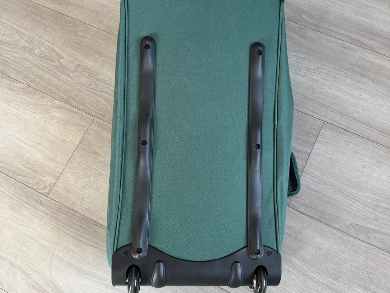 Billede 1 - Travelite rejsetaske med hjul 
