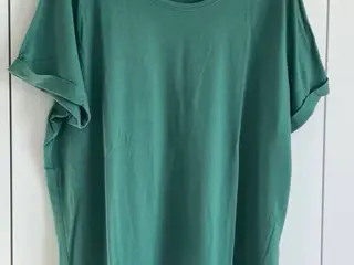 Grøn t-shirt fra Only Carmakoma
