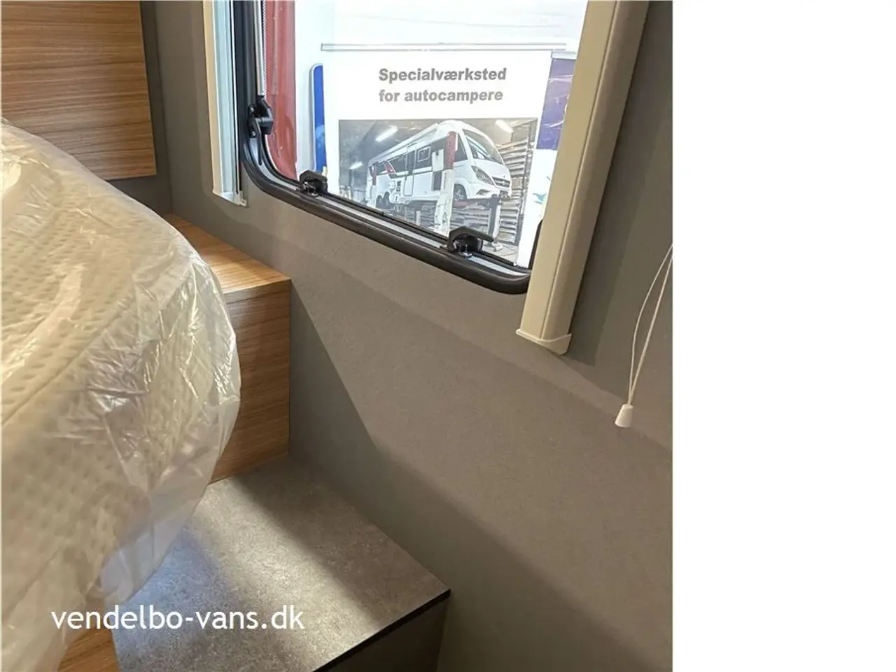 Billede 8 - 2026 - Dethleffs Just T 7052 DBM - 90 Year Fritstående dobbeltseng med ekstra stor garage neden under