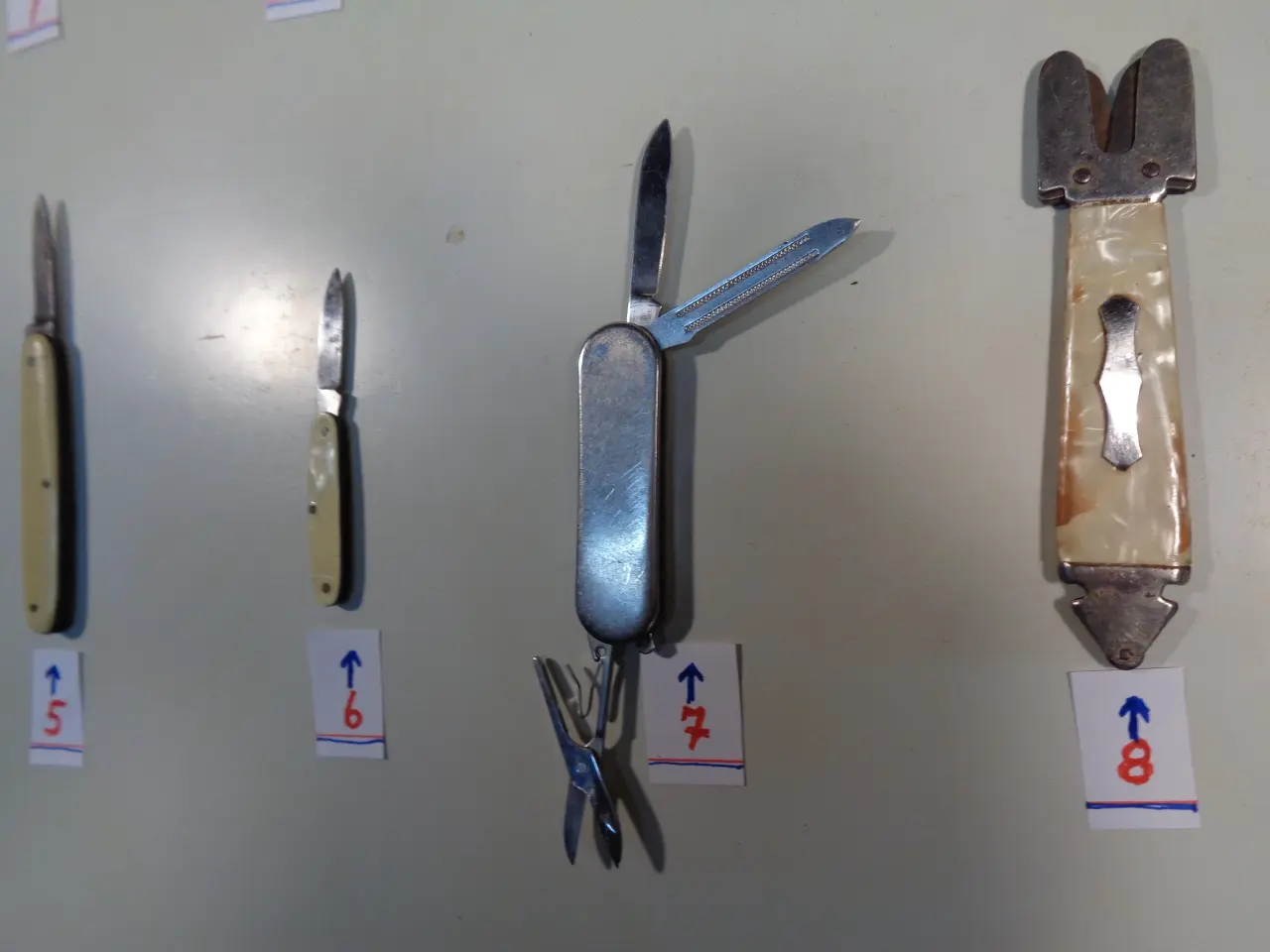 Billede 7 - Lommeknive,Små,Gamle knive.
