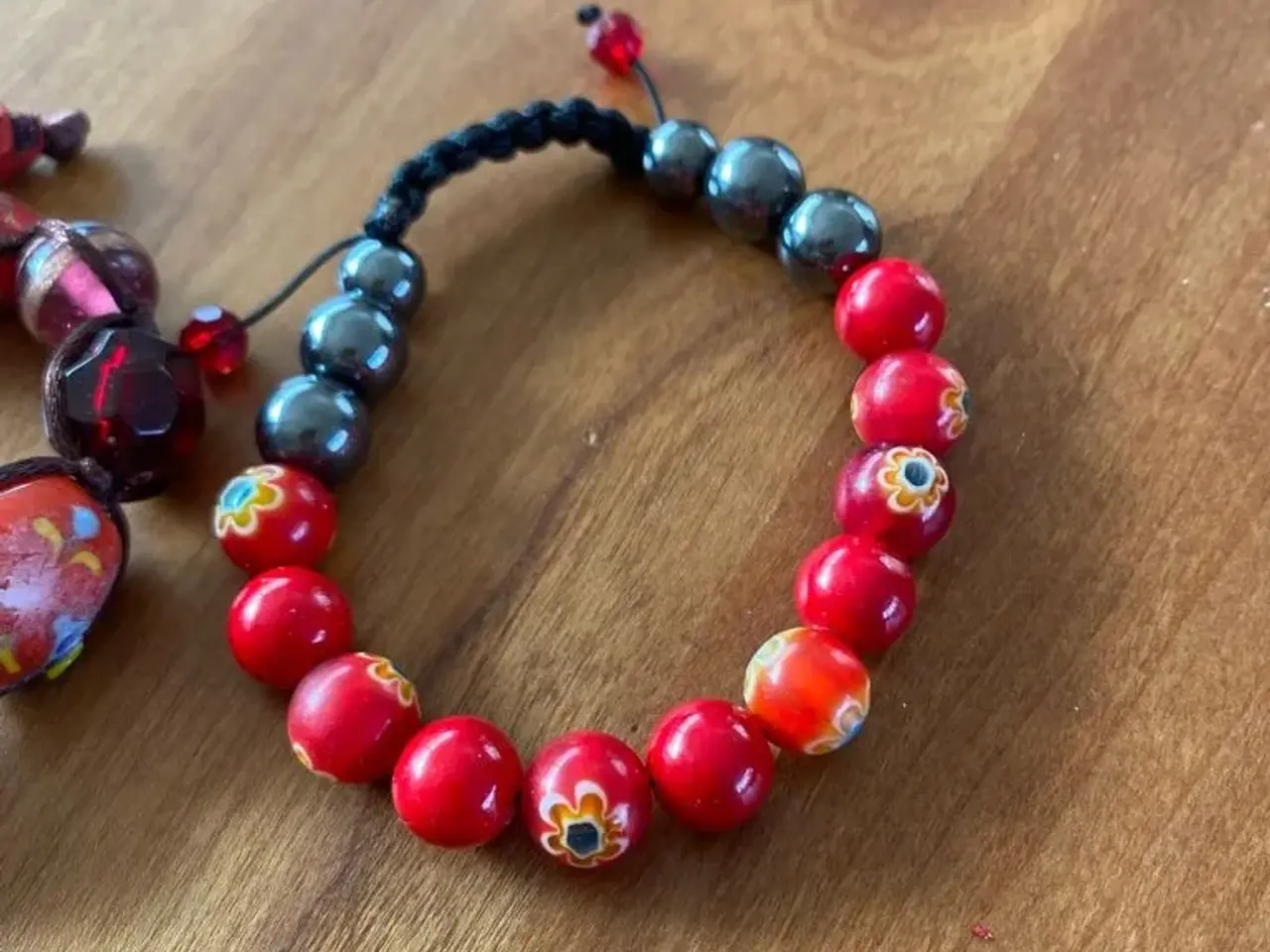 Billede 4 - Nye knyttede armbånd