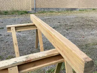 limtræs bjælke