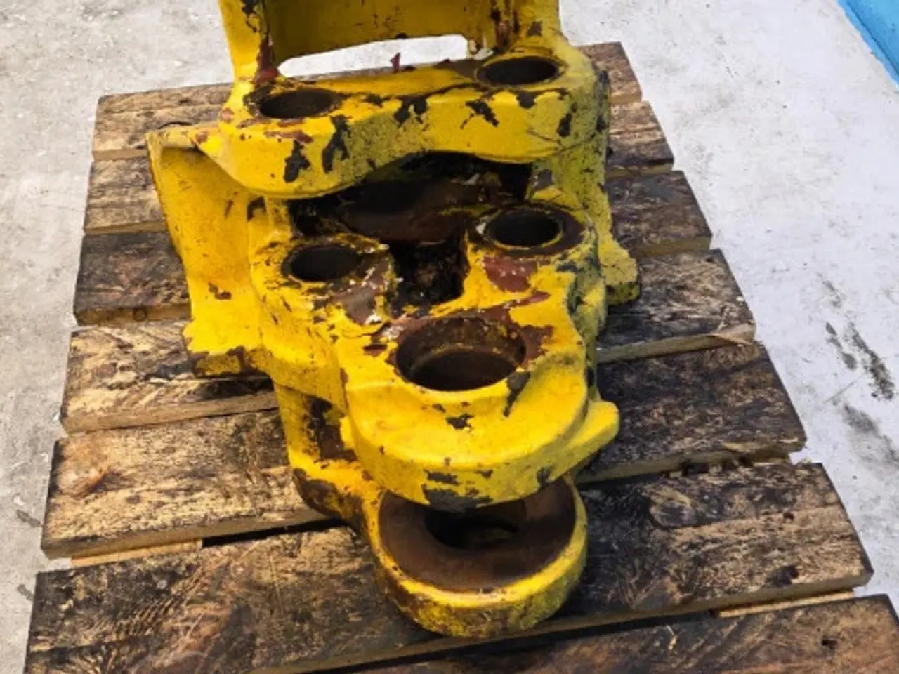 Billede 4 - New Holland LB115B Beslag 85803623