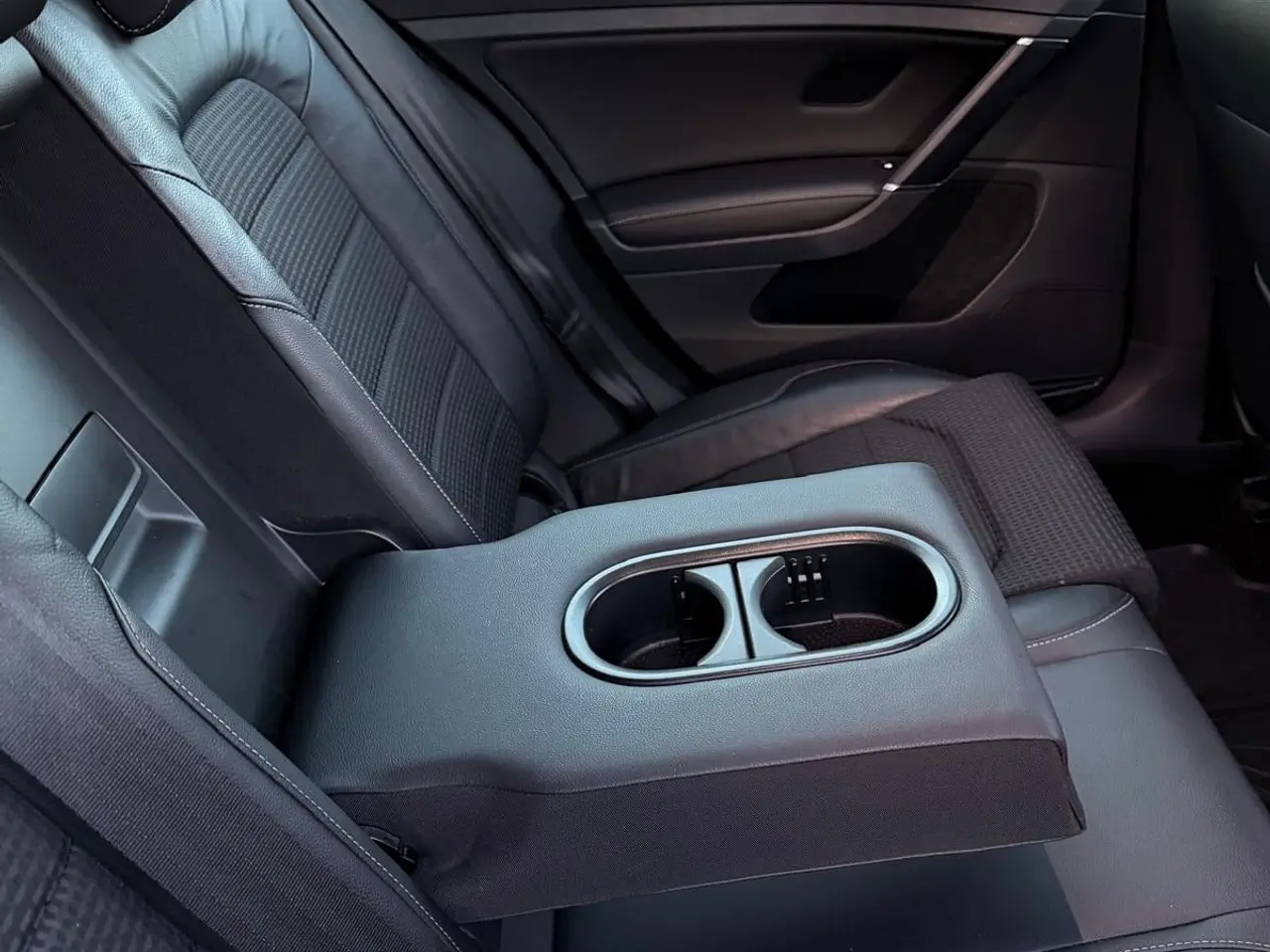 Billede 5 - VW Golf VII 1,6 TDi 105 Highline Variant BMT