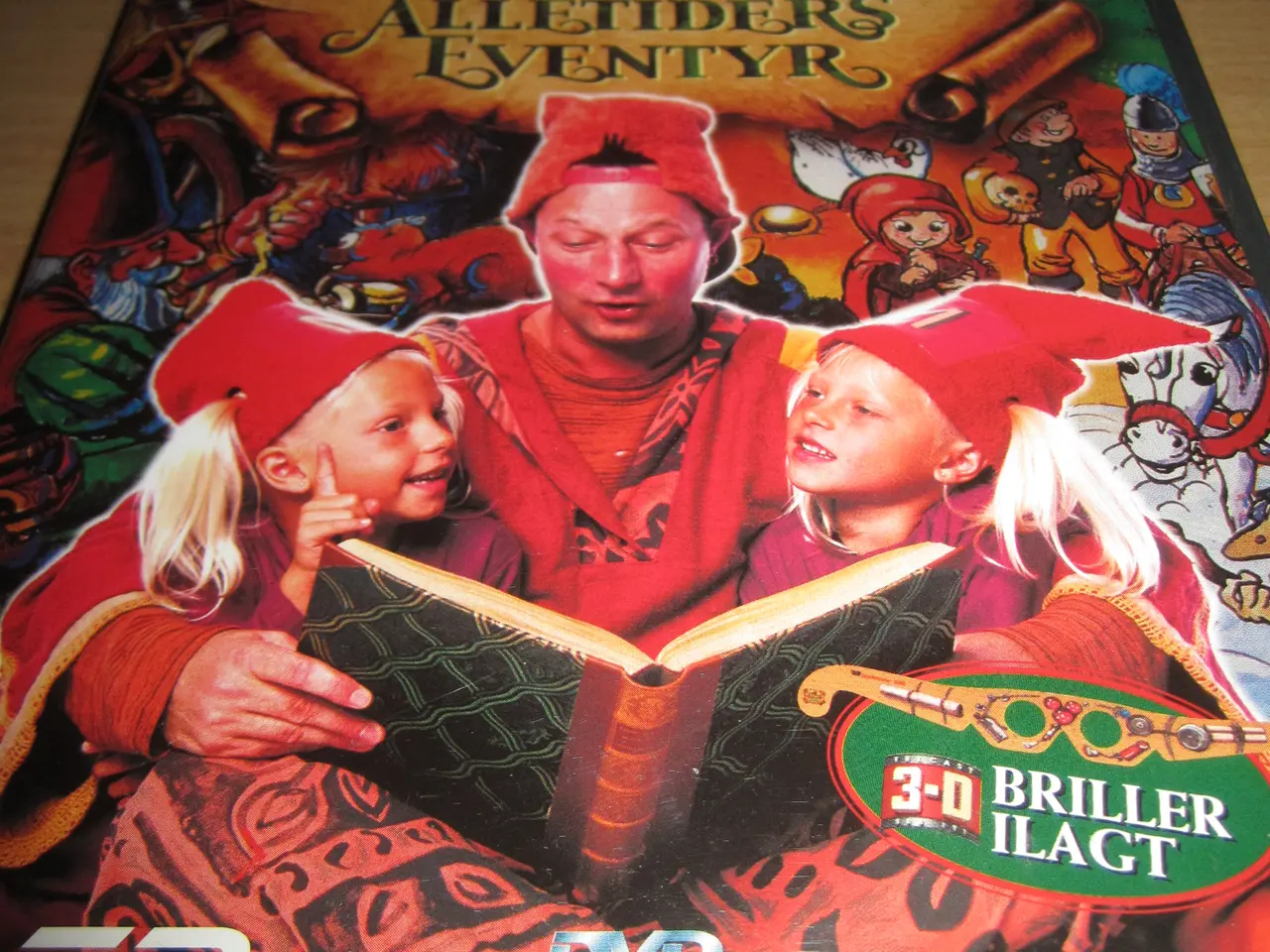 Billede 2 - PYRUS. + DE SJÆLDNE 3D BRILLER.